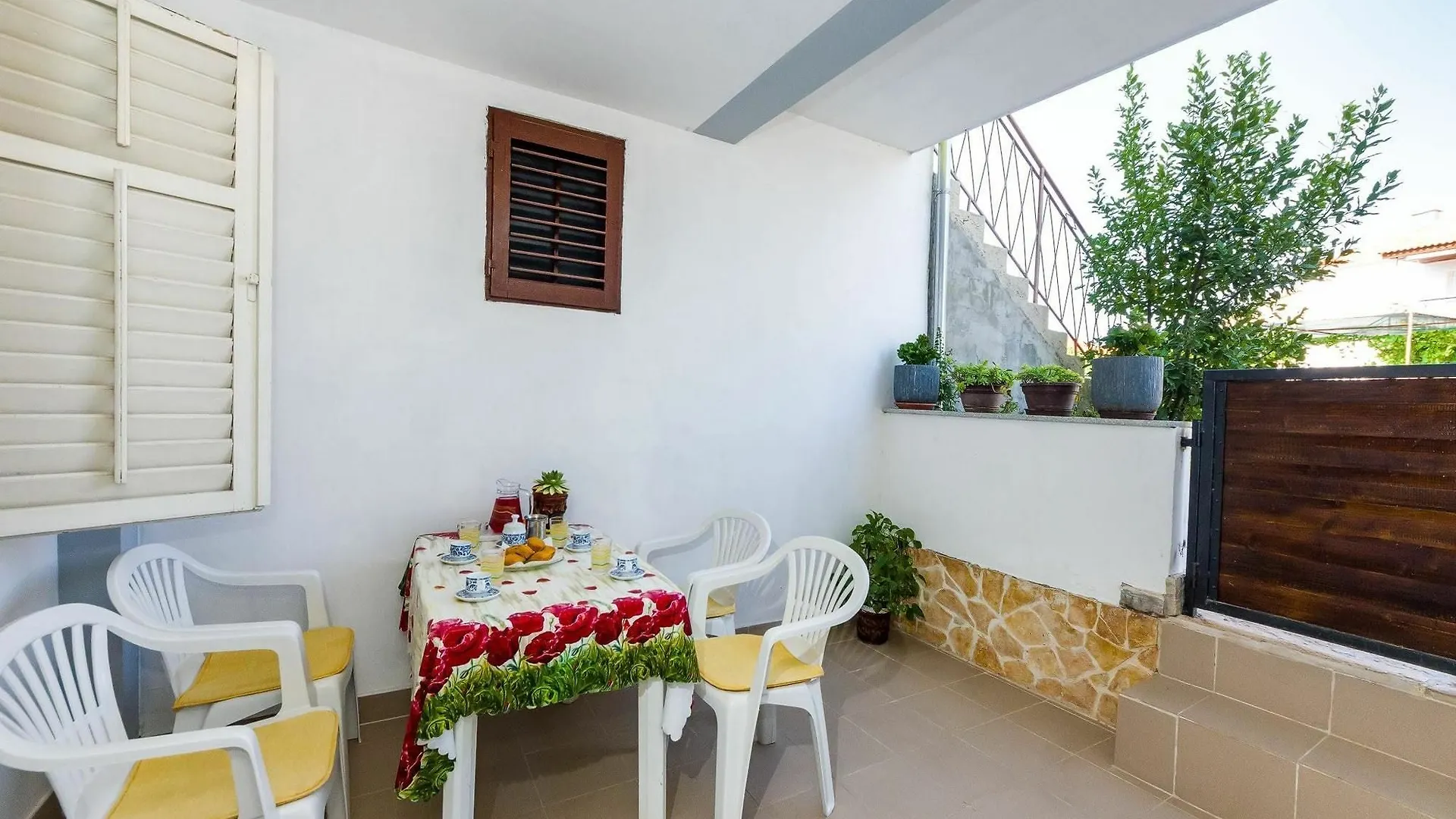 Apartment With One Room In Zadar, With Enclosed Garden And Wifi - 1 Km From T...