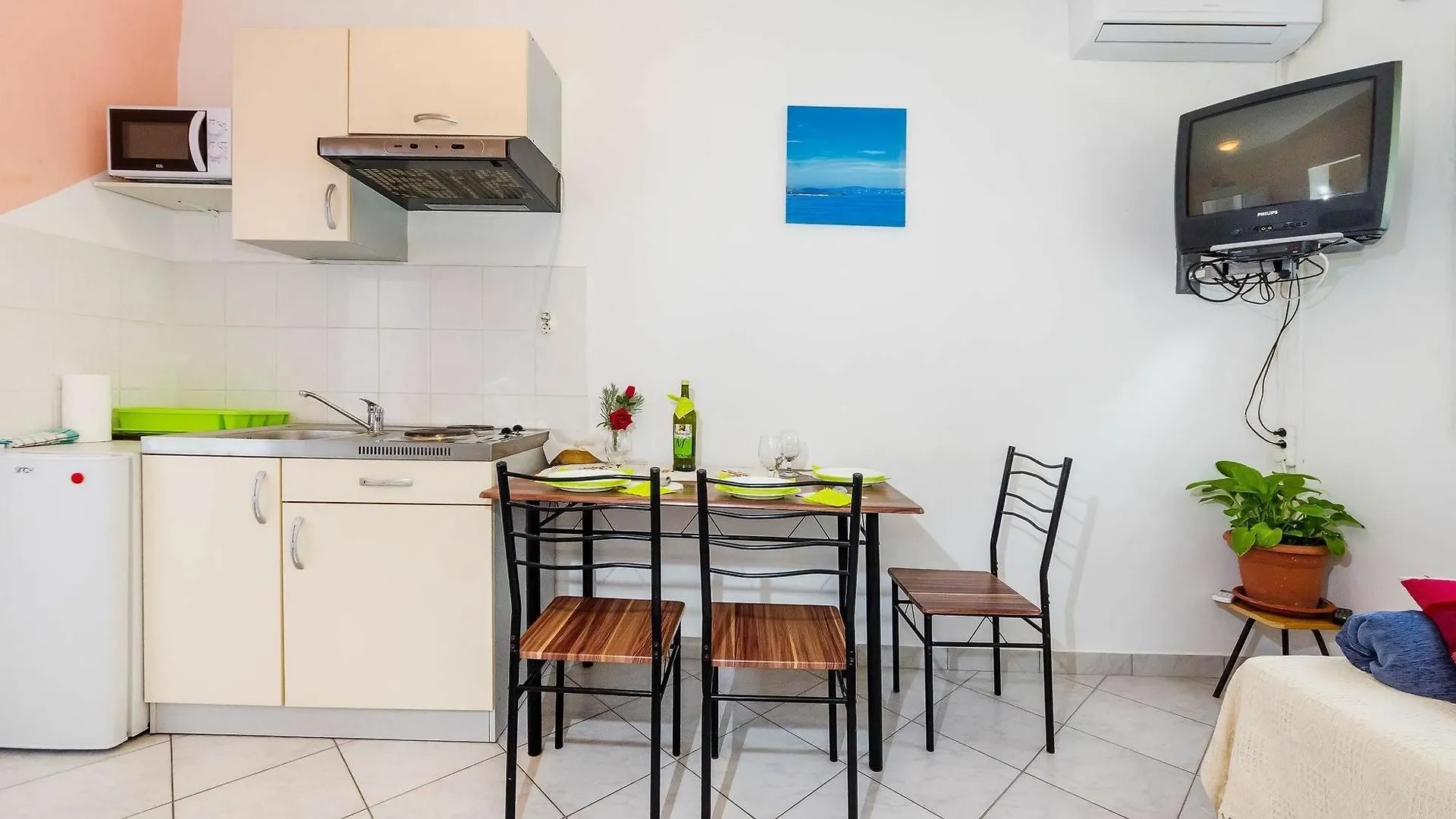 Apartment With One Room In Zadar, With Enclosed Garden And Wifi - 1 Km From T... 0*, Zadar Croatia