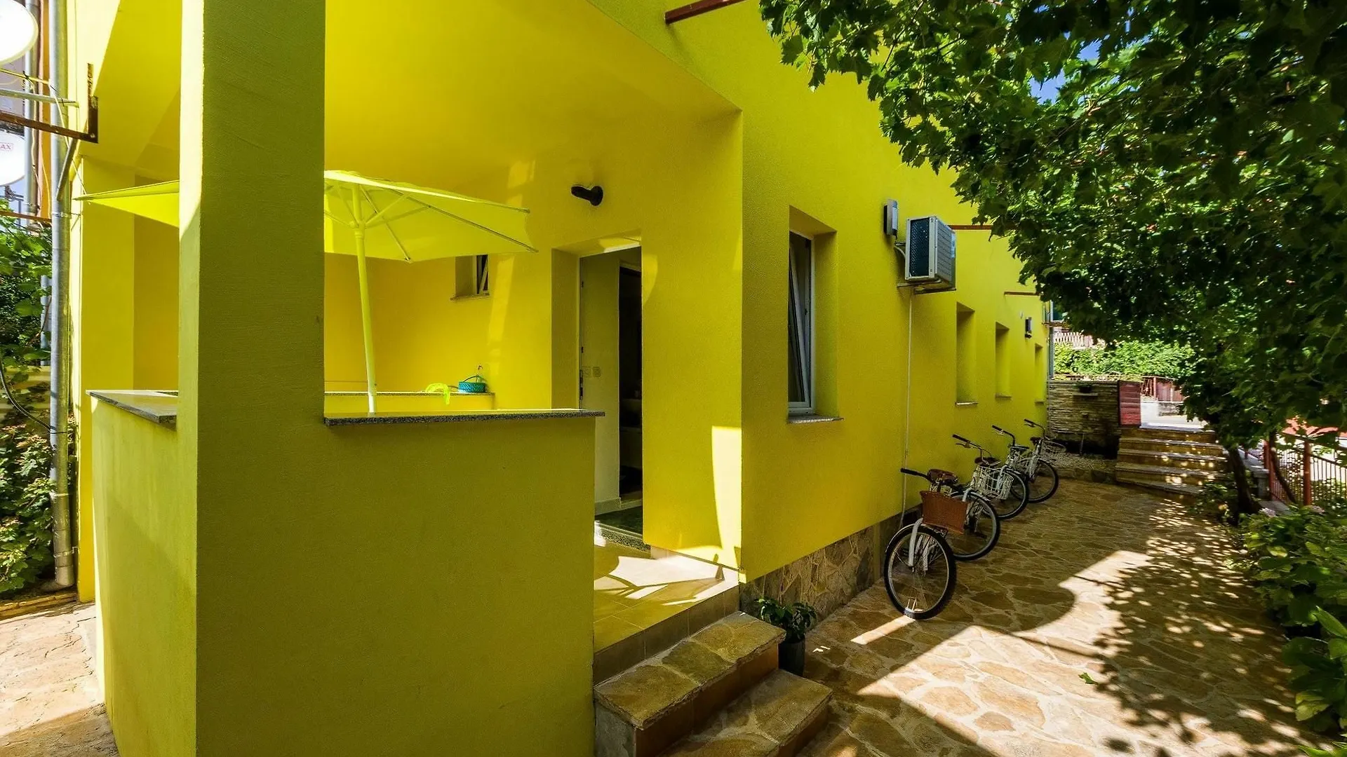Apartment With One Room In Zadar, With Enclosed Garden And Wifi - 1 Km From T... Zadar