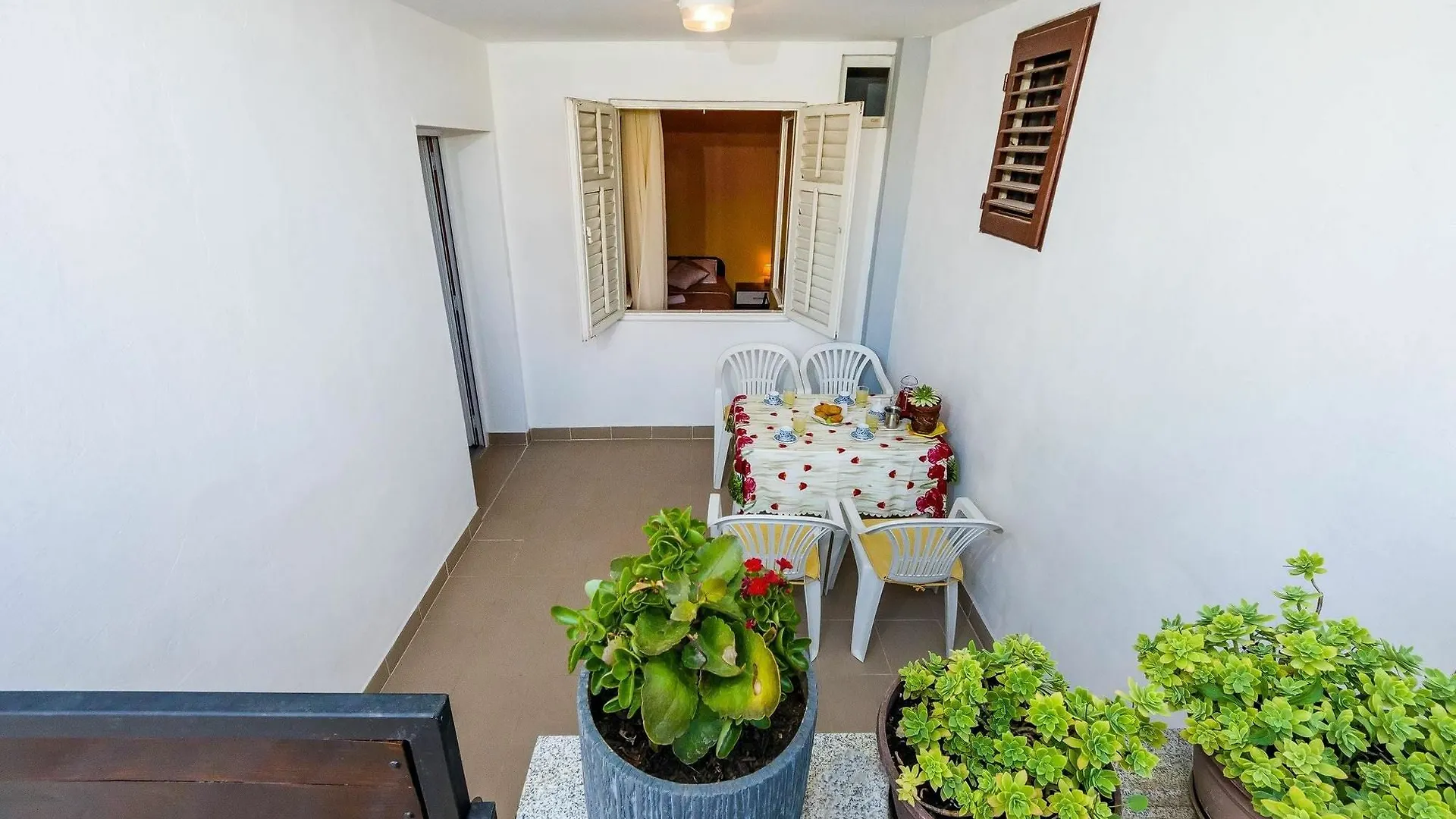 Apartment With One Room In Zadar, With Enclosed Garden And Wifi - 1 Km From T... Croatia