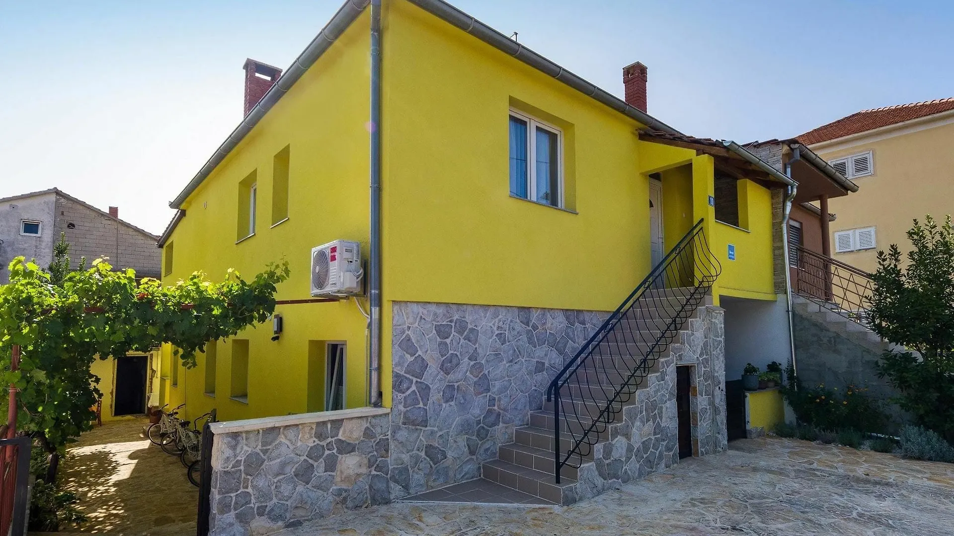 Apartment With One Room In Zadar, With Enclosed Garden And Wifi - 1 Km From T... Zadar